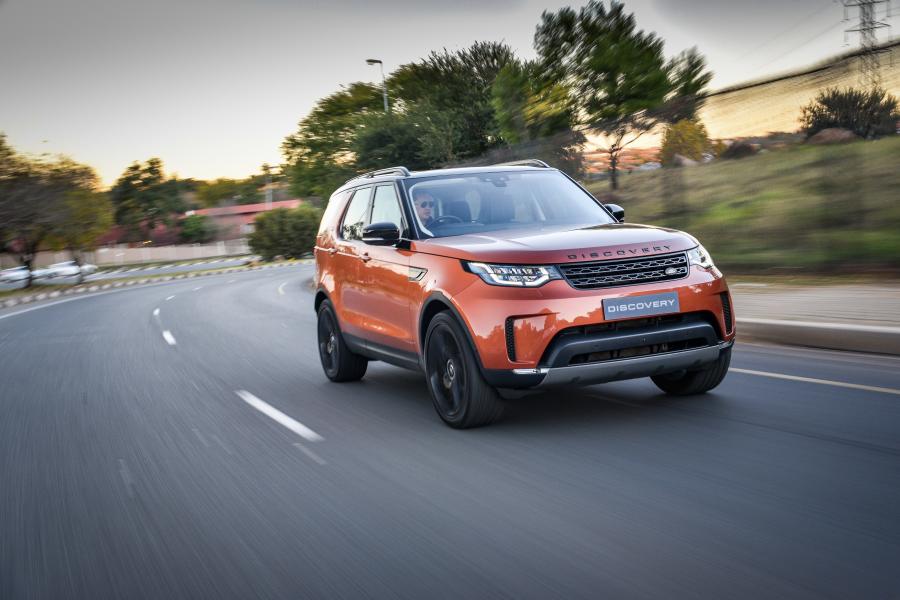  Land Rover Discovery First Edition 2017 года  (ZA) (фото 4 из 11)